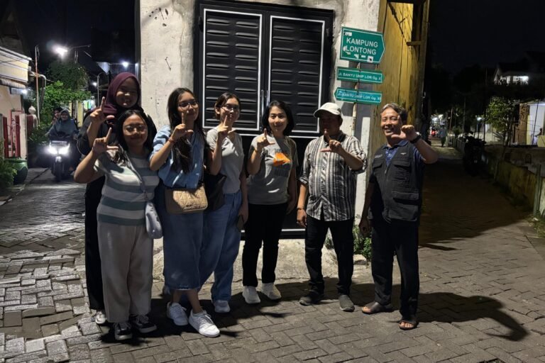 Kunjungan Civitas Akademika Universitas Udayana Bali Ingin Kenal Dekat Dengan Kampung Lontong